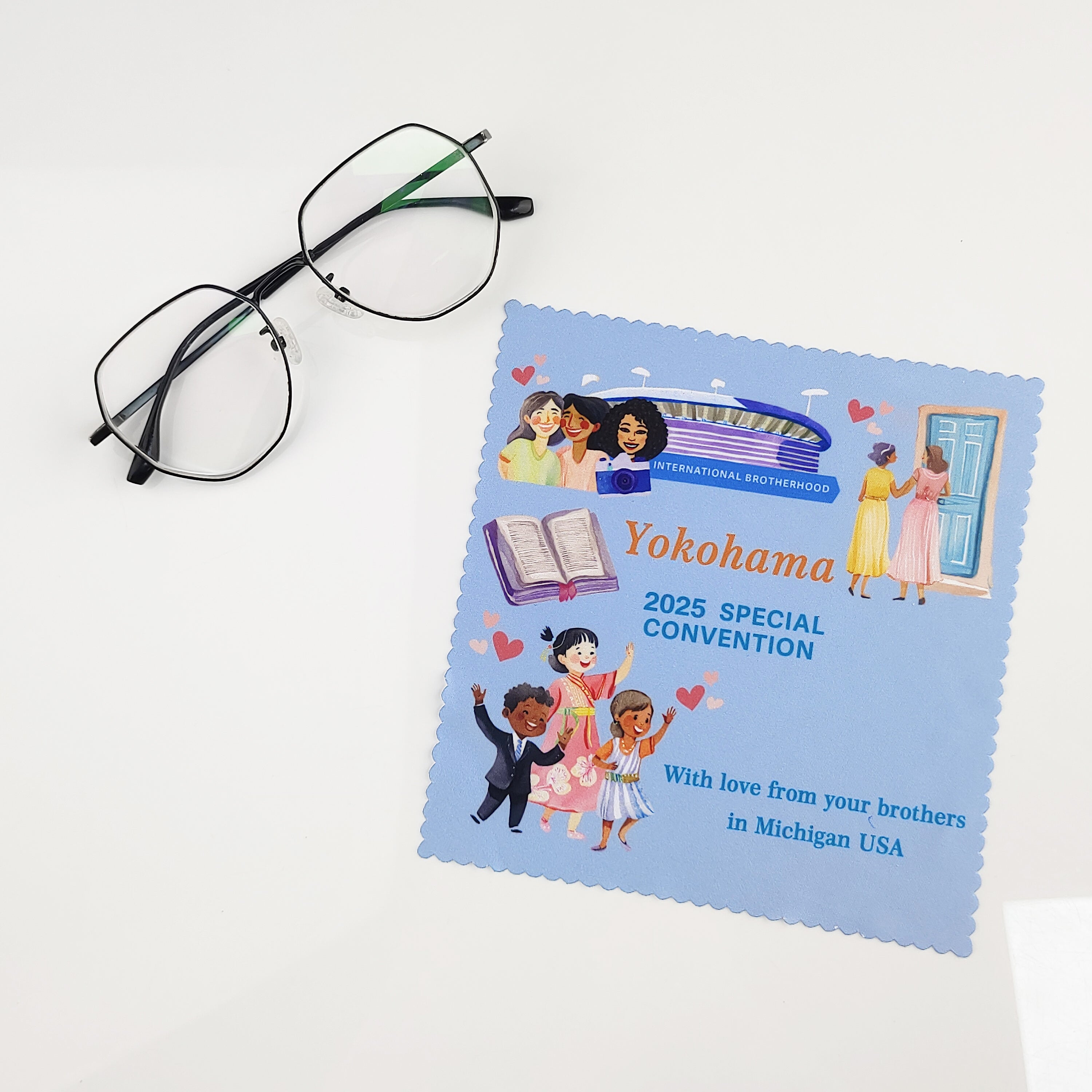 Custom Logo Microfiber Cleaning Cloth – Digital Printing Lens Cloth for Eyeglasses, Sunglasses, Camera Lenses & Phone Screens