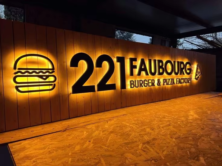 Custom Black Metal Business LED Sign for Studio Company