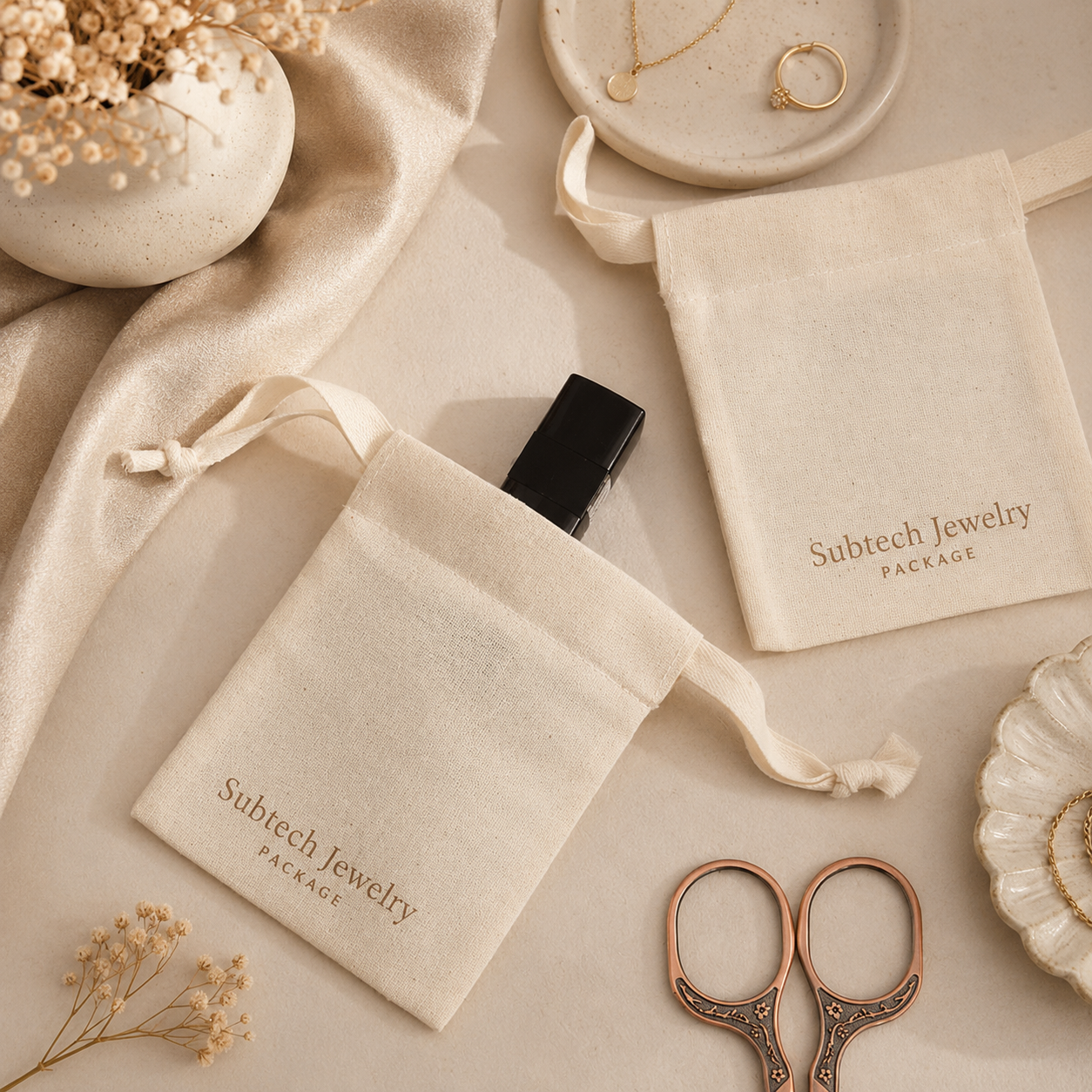 Minimalist Cotton Jewelry Storage Pouch with Printed Logo – Drawstring Bag for Earrings and Rings