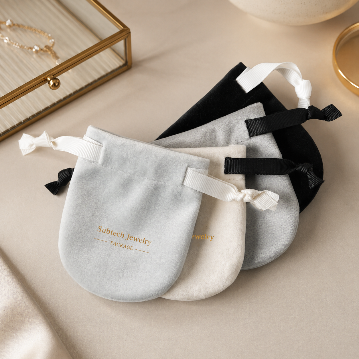 Luxury 12*9cm Velvet Drawstring Jewelry Pouch, Necklace Earrings Storage Small Items Organizer
